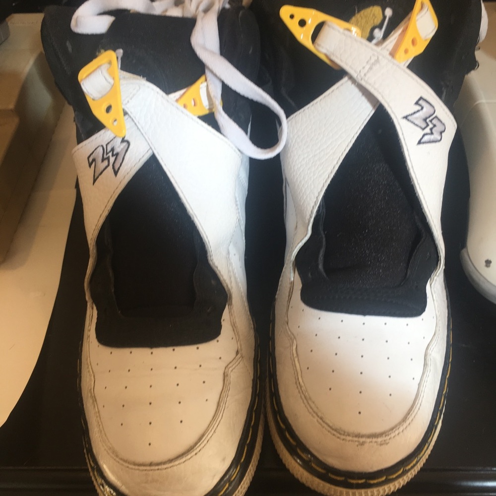 AIR JORDAN FUSION  8 384522-102 white black size11